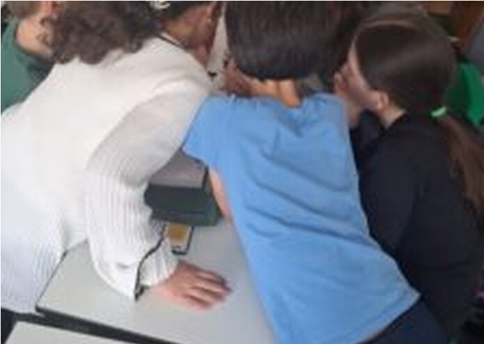 Studenti al lavoro in squadra